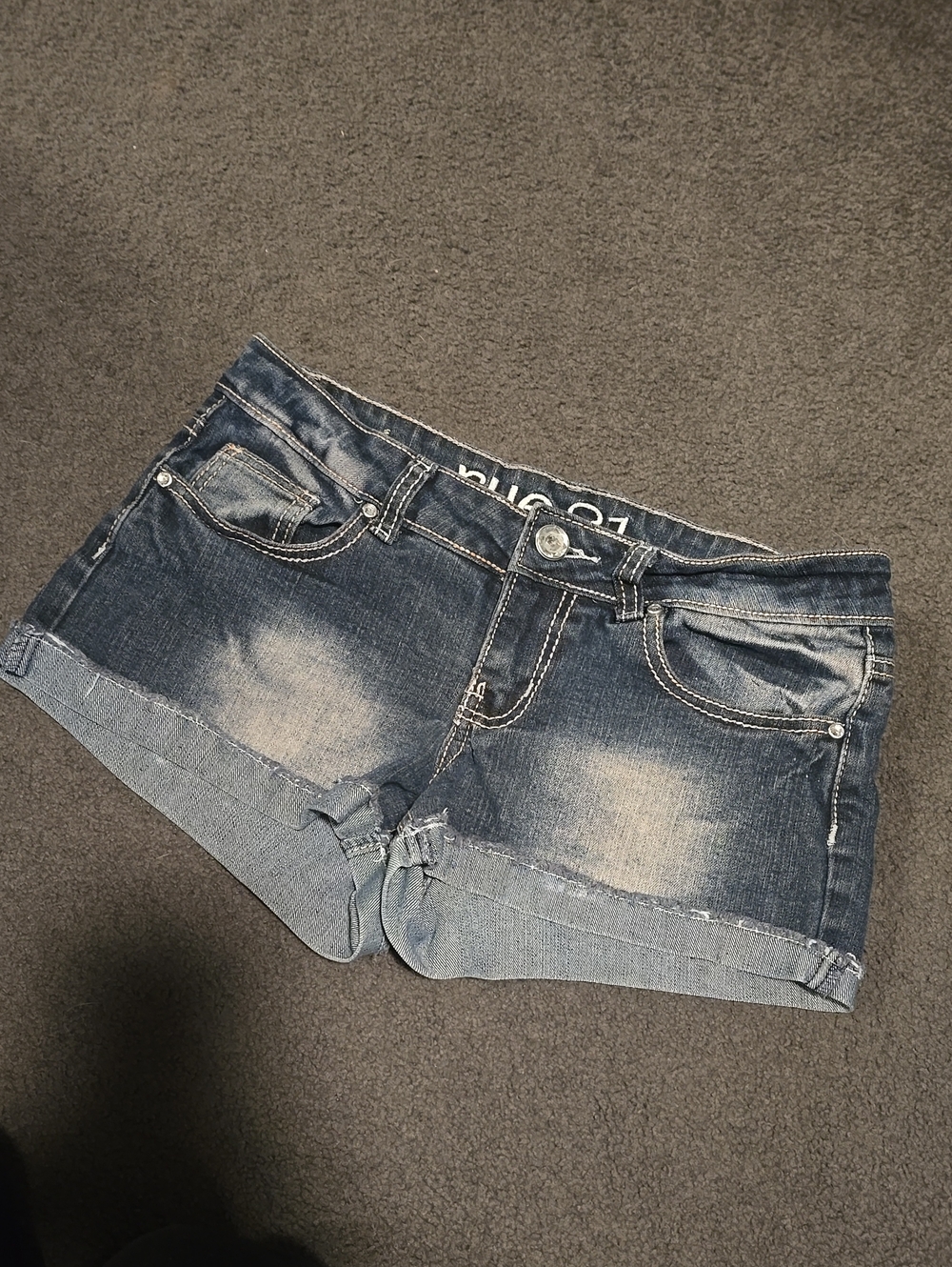 Rue21 Women's Distressed Cuffed Denim Shorts - Blue